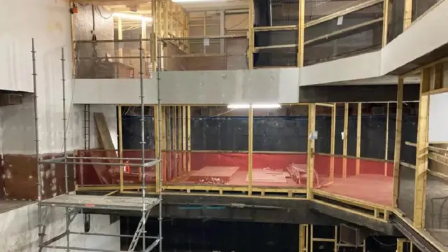 Penampakan ruang operasi utama saat ini