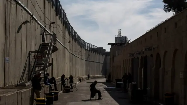 वेस्टबैंक दीवार