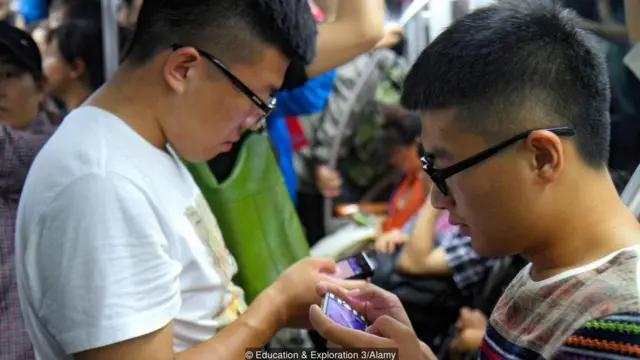 क्यूक्यू कोड, चीन