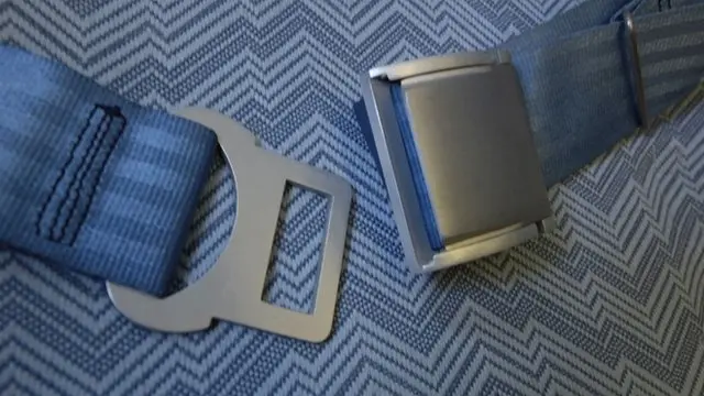 ремень безопасности