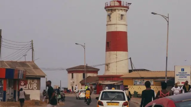 Inside video wey go viral from one page We are Ga, de suspect talk de residents say "you Ghana people be very good people."