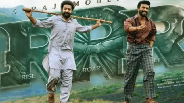 RRR सिनेमाचं पोस्टर 