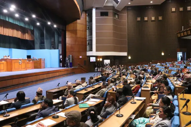 प्रतिनिधिसभा बैठक