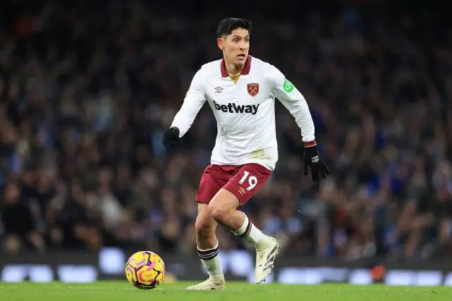  Edson Alvarez