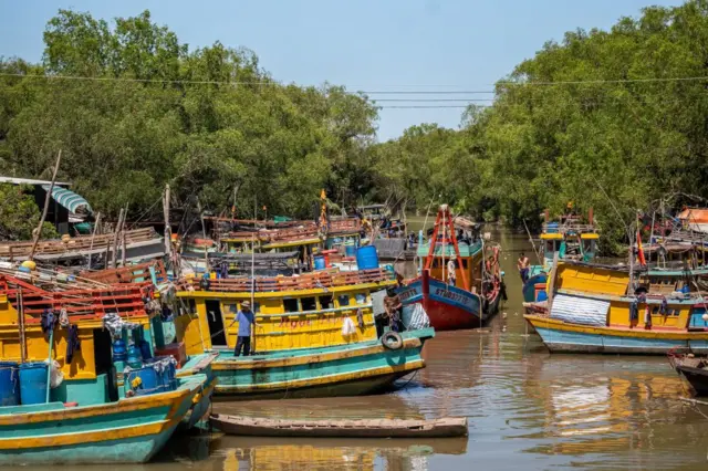 Cuộc sống chài lưới của người dân Đồng bằng Sông Cửu Long
