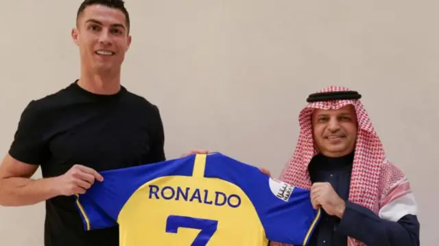 Ronaldo da rigar Al Nassr