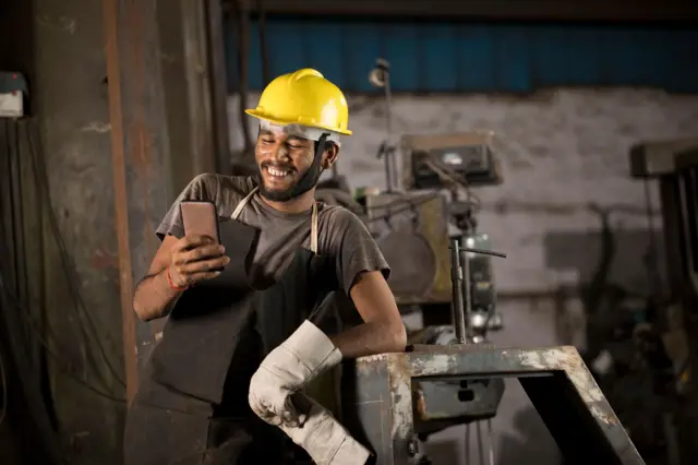 येत्या काळातील 5 महत्त्वाच्या नोकऱ्या कोणत्या आणि त्यासाठी कोणती कौशल्यं विकसित करावी लागतील?