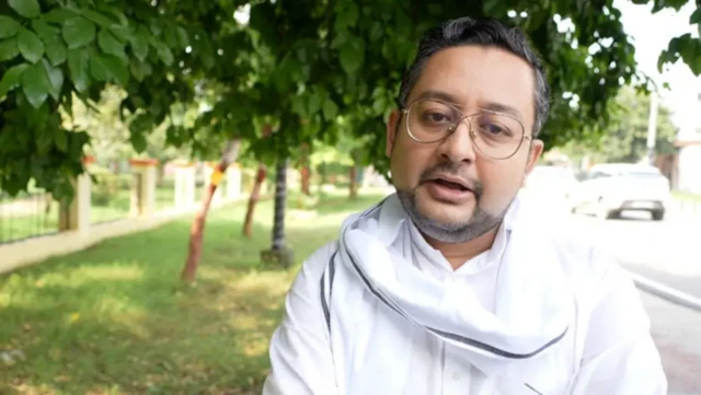 ‘வெறுப்புக்கு எதிரான தன்னார்வலர்கள்’ எனும் அமைப்பின் ஒருங்கிணைப்பாளர் மீரஜ் ஹுசைன்