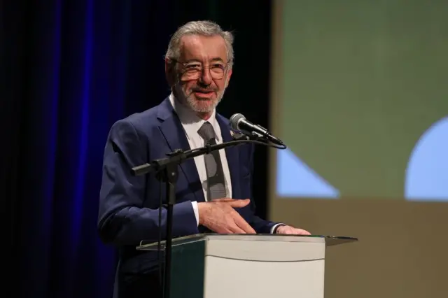 Márcio Elias Rosa durante discurso