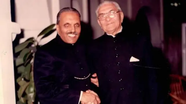 டைட்டன், பாகிஸ்தான், நீர்மூழ்கி