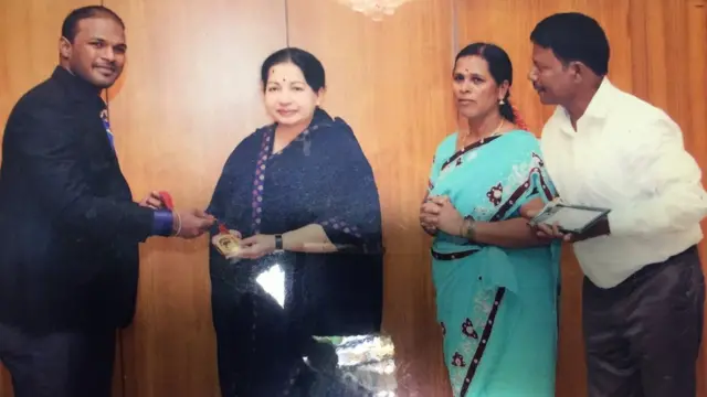 மறைந்த ஜெயலலிதா பாராட்டிய தருணம்