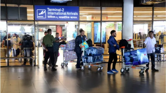 বিমানবন্দর