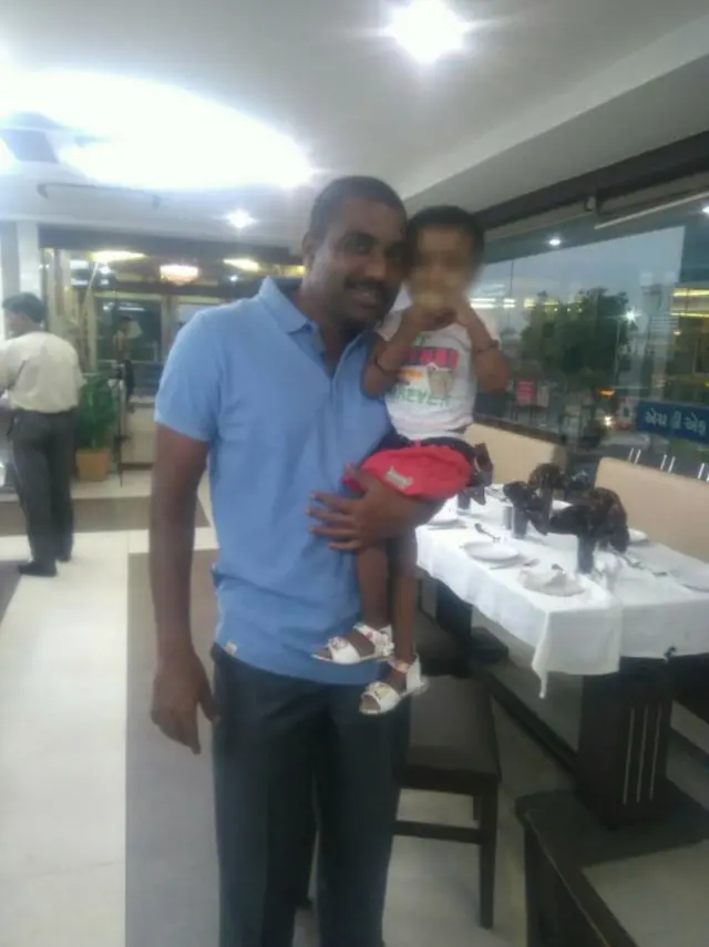 રાઠોડ દીકરી સાથે