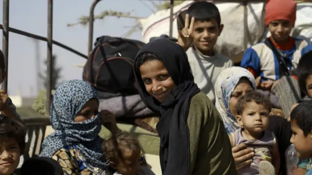 Evlerine dönen Menbicliler