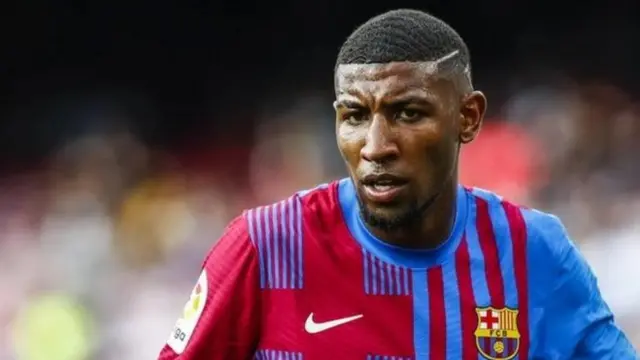 Emerson zai yi gogayya wajen zama babban dan baya a Tottenham tare da Japhet Tanganga da Matt Doherty