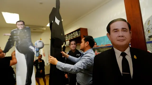 A Thai government official prepares a life-size cardboard cutout replica of Thai Prime Minister Prayut Chan-o-cha in preparation for the National Children"s Day event of the Government House in Bangkok, Thailand, 09 January 2018