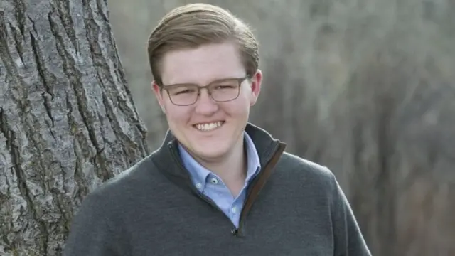 प्रोफेसर एडन मिल्लिफ