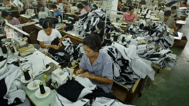 အထည်ချုပ်လုပ်ငန်းခွင်တစ်ခု