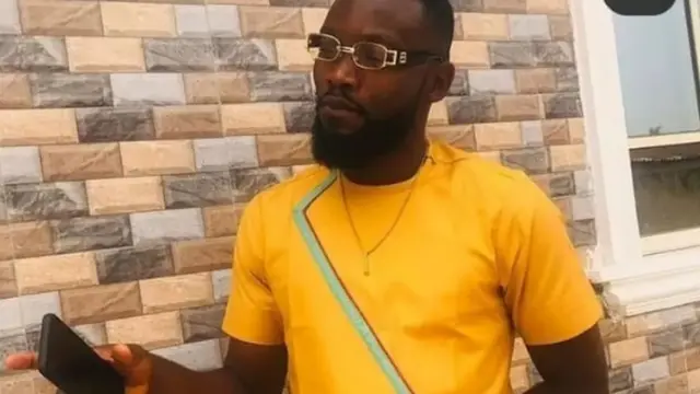 نيكولاس أكنادي