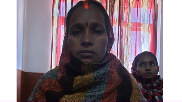 नकुन्नीकी दिदी बिट्टी धोबी।