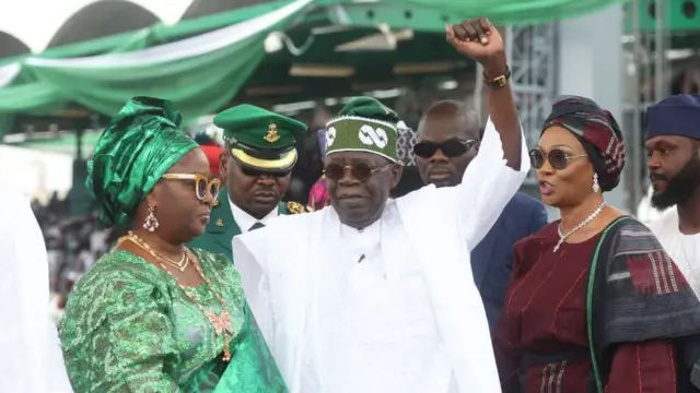 Бола Тінубу