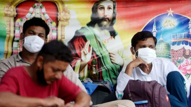 கொரோனா வைரஸ் சமூக முடக்கம்: சென்னை, மதுரை - புதிய கட்டுப்பாடுகள், தளர்வுகள் என்னென்ன?