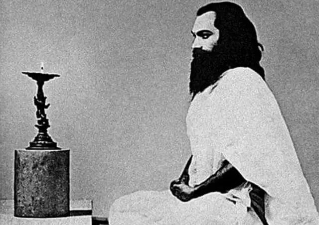 धीरेंद्र ब्रह्मचारी