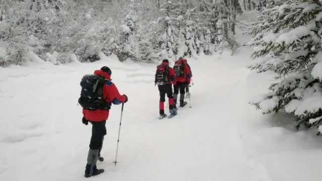 Рятувальники