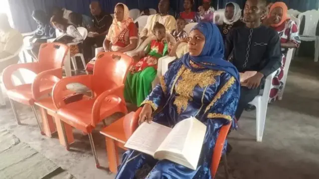 Pipo siddon for di Ekiti worship centre