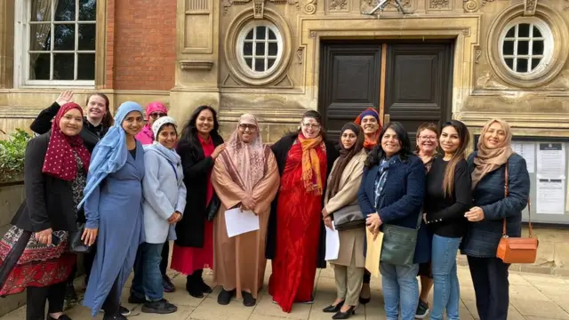 लेस्टर में महिलाएं