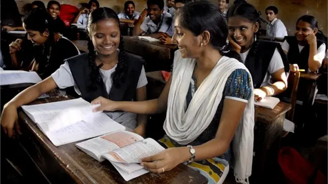 విద్యార్థులు