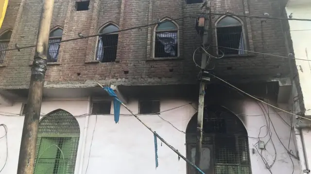 ਹਿੰਸਾ ਤੋਂ ਬਾਅਦ ਮਦਰਸੇ ਦੀ ਤਸਵੀਰ