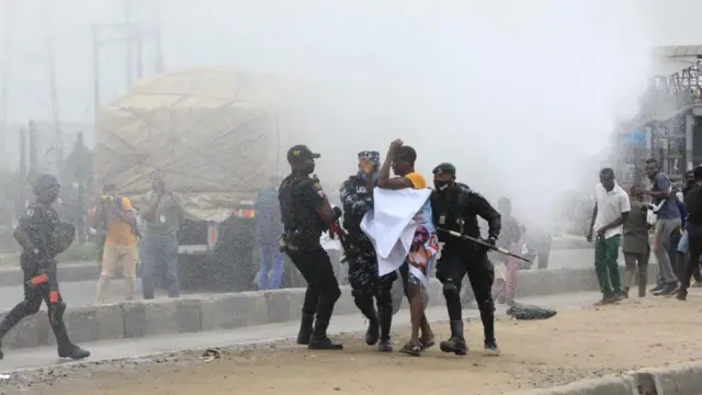 Ndị uweojii na-achọ ndị Yoruba nation