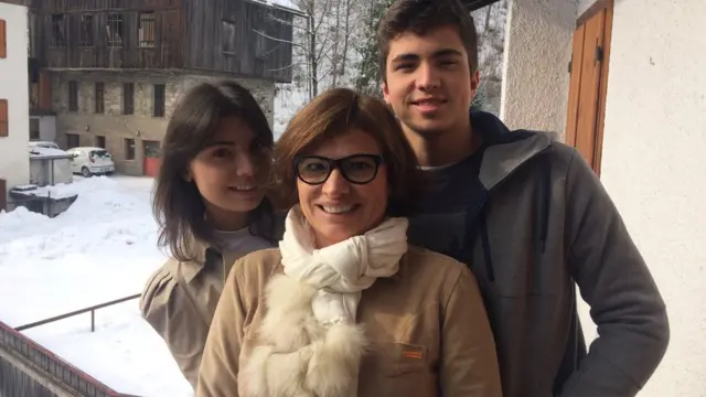 Rosa Maria com os filhos