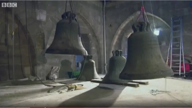 కేథడ్రల్లోని గంటలు