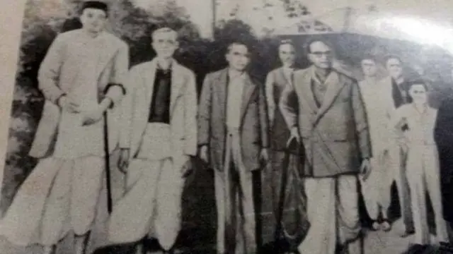 'Freedom Movement in Raigad District'. என்ற புத்தகத்திலிருந்து எடுக்கப்பட்ட படம்