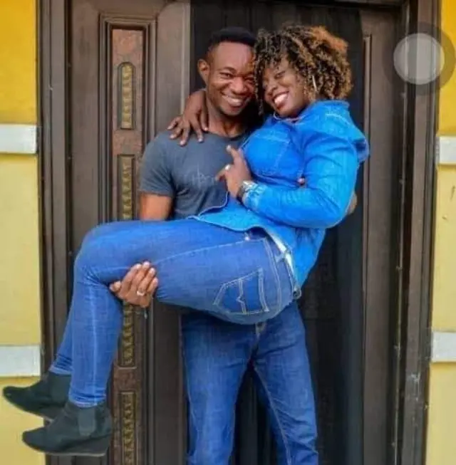 sound engineer dey carry im wife