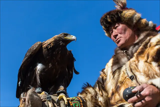 Охота с золотым орлом