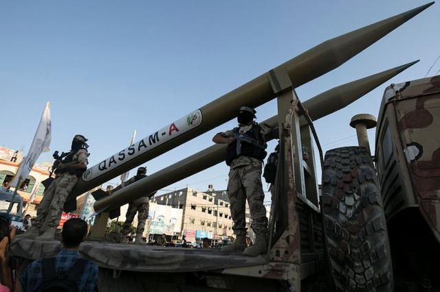 Hamas'ın sergilediği füzeler
