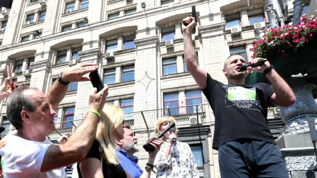 Пробіг під каштанами