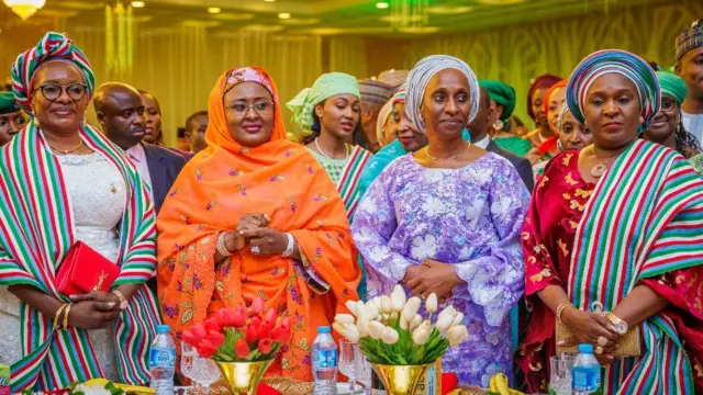 Aworan apejẹ idupẹ Aisha Buhari
