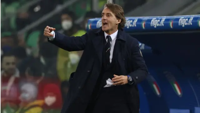 Huấn luyện viên Roberto Mancini c