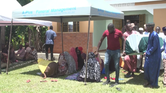 Isanduku y'umurambo we