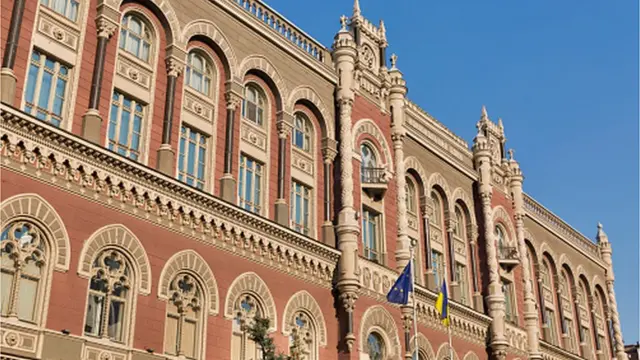 Від 2014 року НБУ весь час закладав ризик загострення конфлікту з Росією у свої прогнози, готувався до цього сам і вимагав того ж від комерційних банків