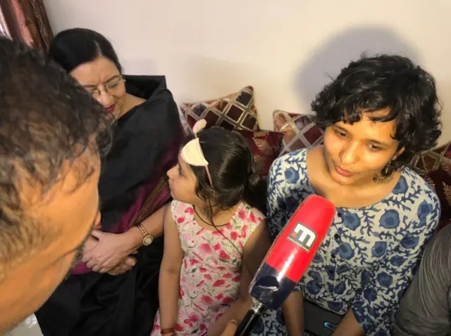 श्रुति शर्मा ने इस परीक्षा में टॉप किया है