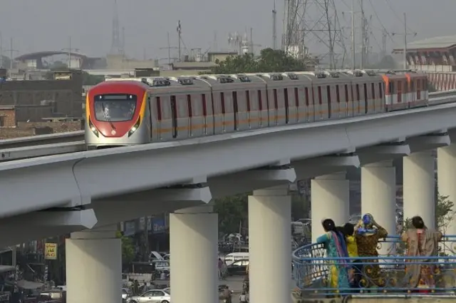 ڈاکٹر عاطف پاکستان اقتصادیات آئی ایم ایف