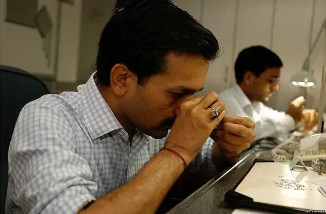 હીરોનું કારખાનું