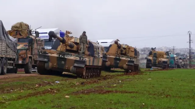 ইডলিবের বিনিশ শহরে বিপুল সৈন্য সমাবেশ করছে তুরস্ক