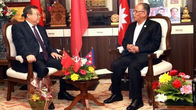 माओवादी अध्यक्ष प्रचण्डसँगको भेट