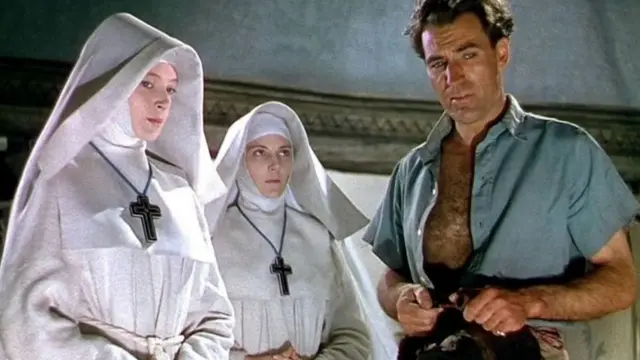 નન અને વ્યક્તિ